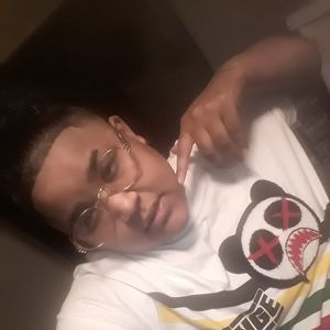 Meet your Posher, Cassandra